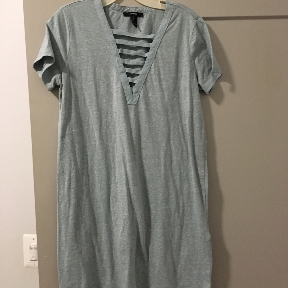 Forever 21 Caged t shirt dress